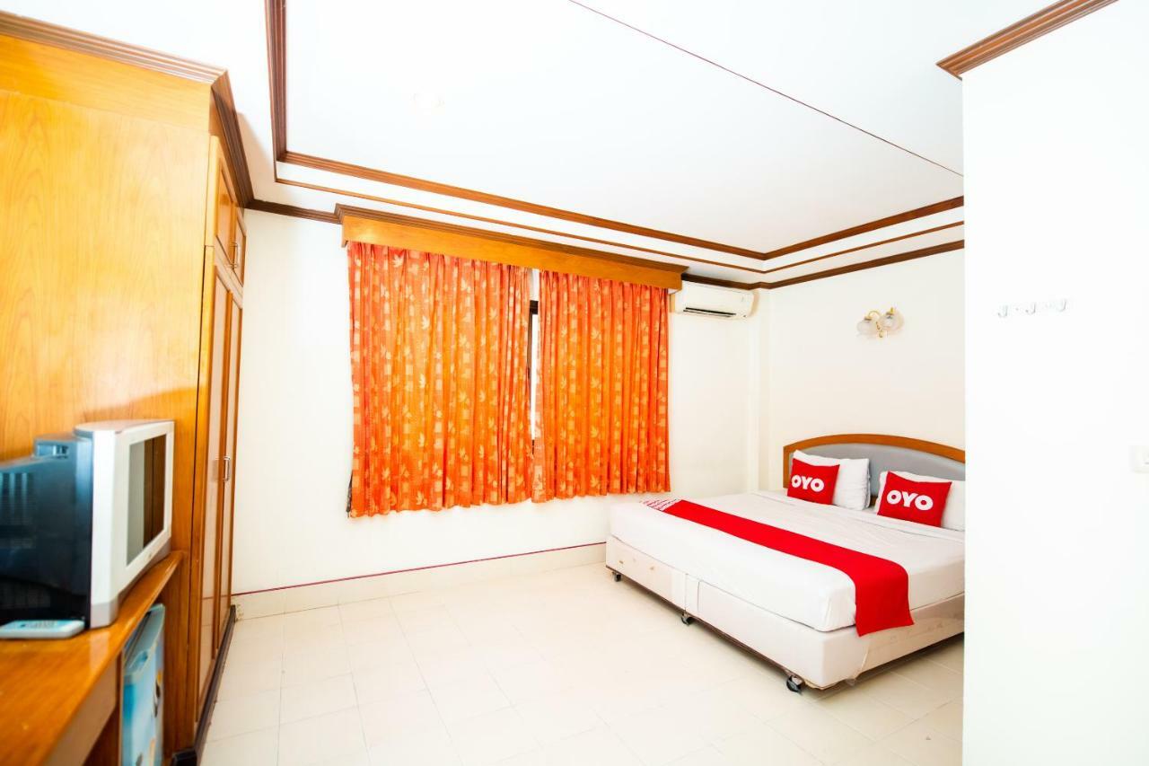 Hotel Oyo 343 Wanna Marine Patong Exterior foto