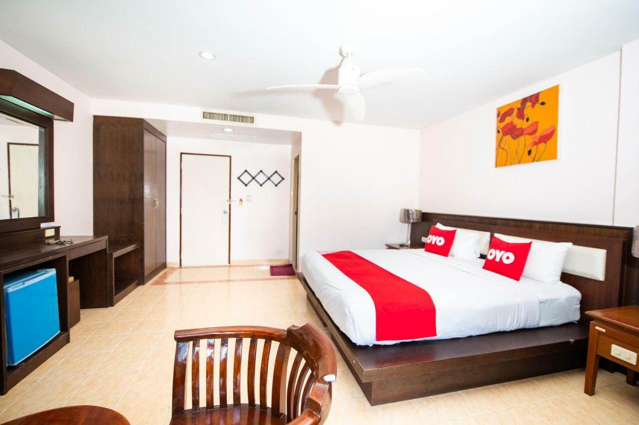 Hotel Oyo 343 Wanna Marine Patong Exterior foto